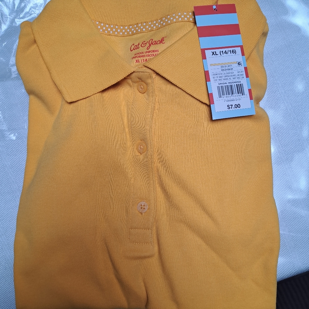 School shirt yellow.
